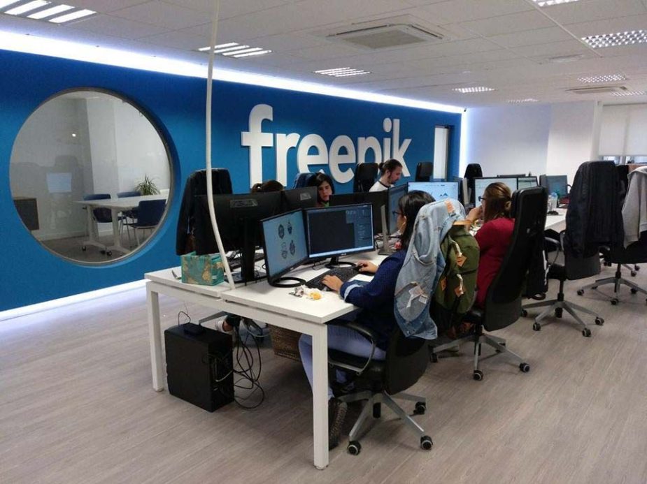 Freepik supera a Shutterstok
