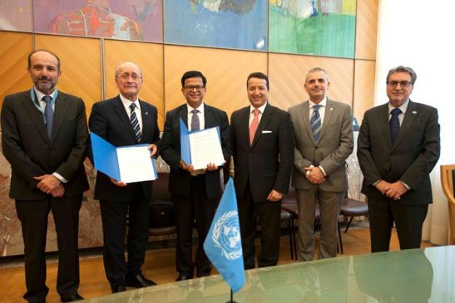 De la Torre firma el convenio para crear el Centro Internacional de Formación de Autoridades y Líderes en Málaga