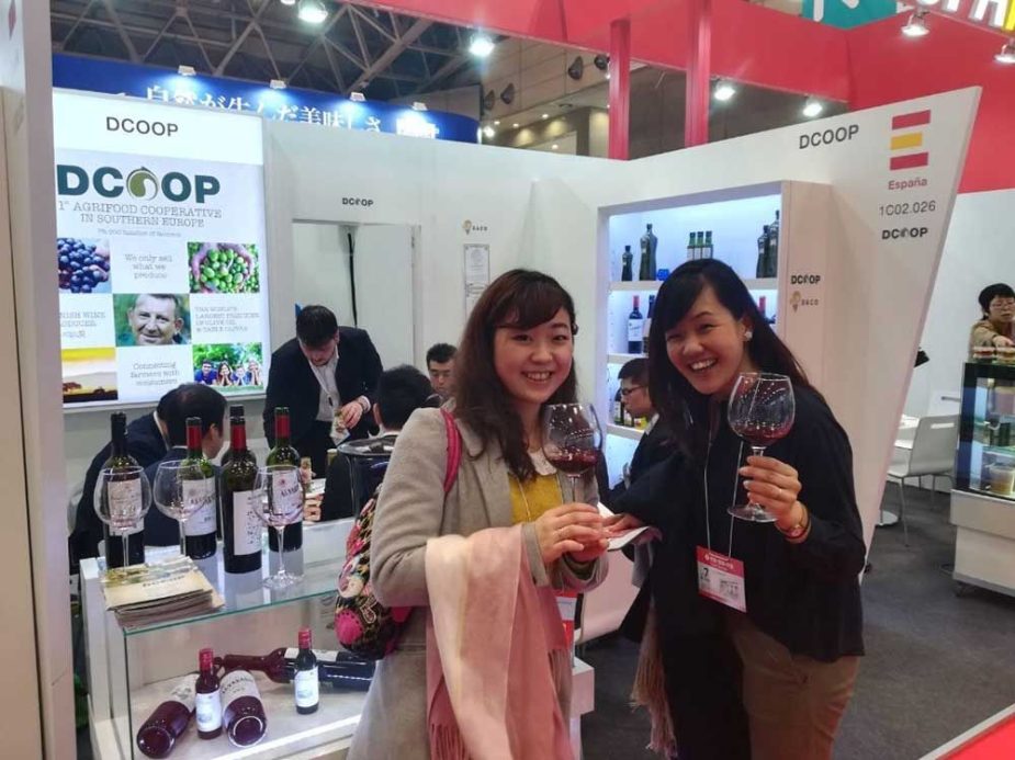 Dcoop asiste a Foodex Japón y refuerza sus exportaciones de vino a ese país