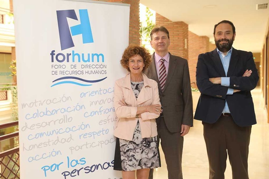 Carolina López, franquiciada de McDonald's; Alberto Fernández, director de RR.HH. de EMTSAM y Juan Miguel Marcos, director de RR.HH. de CLC World, son algunos de los integrantes de ForHum.