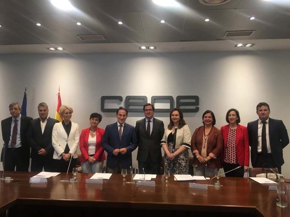 Jornada "Málaga, un espacio abierto a la inversión" en la CEOE