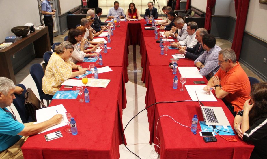 Reunión del Foro de Turismo.