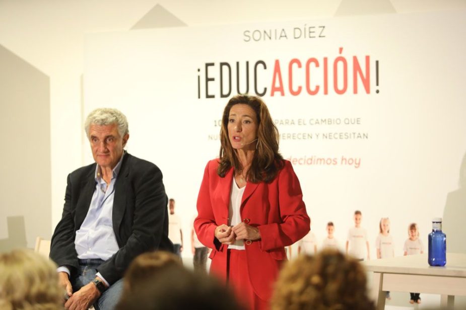 Sonia Díez presenta su libro 'EducAcción'