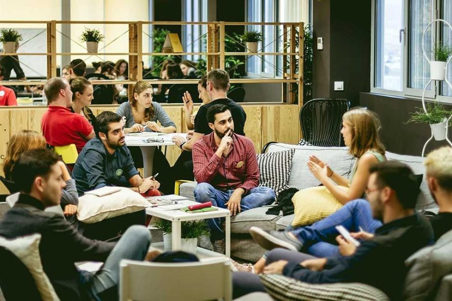 PwC renueva su compromiso con las startups y emprendedores tecnológicos en el espacio "The Green Ray by PTA-UMA"