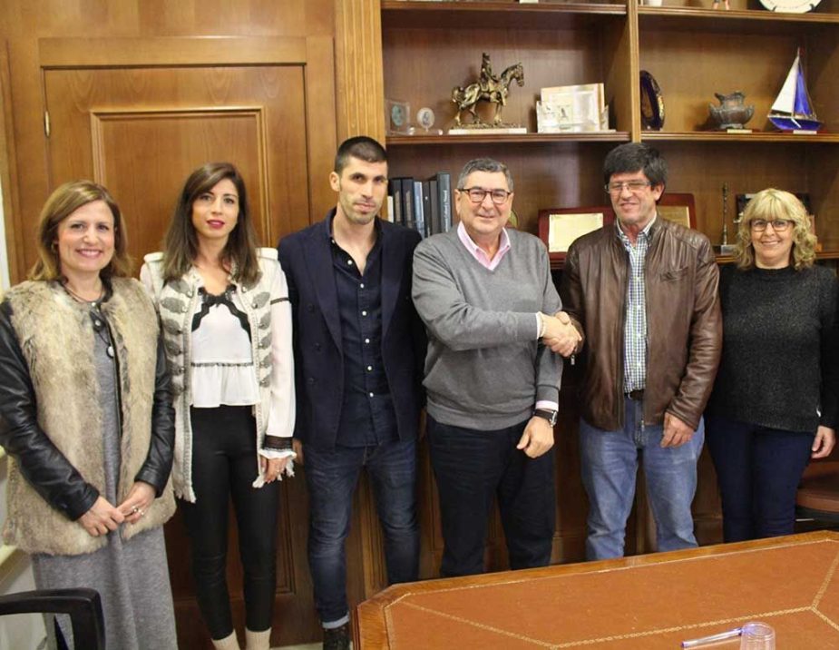 Propietarios de La Bella Julieta junto con Antonio Moreno Ferrer