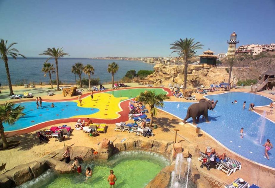 Complejo Holiday World.