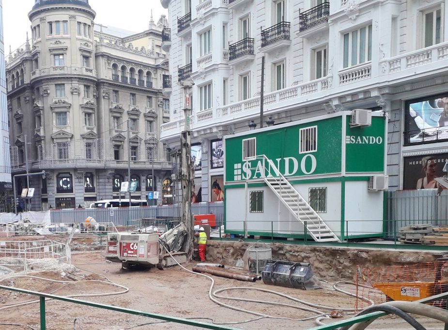 Obras de Sando en el metro de Madrid