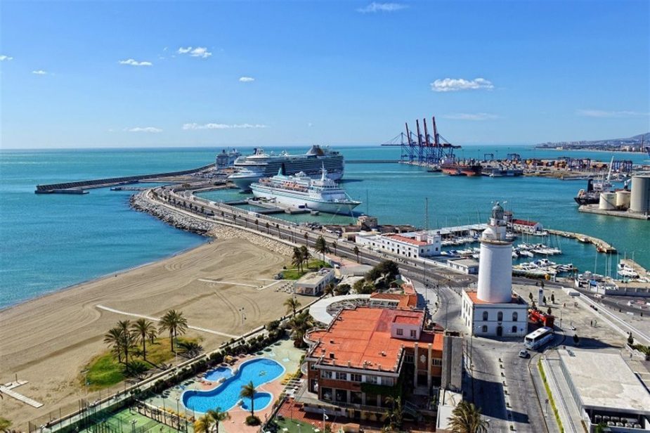 a conexión Málaga-Melilla ha tenido una evolución "muy positiva"