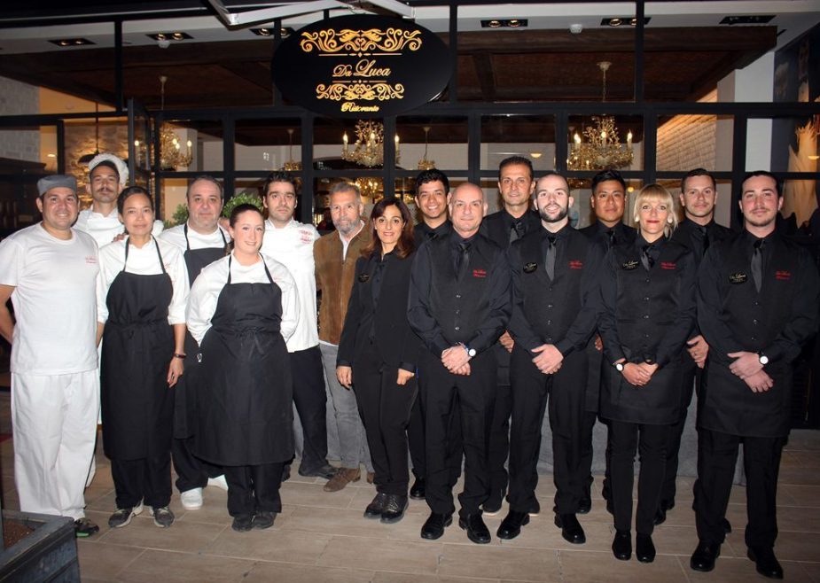 Inauguración de José Luca con su equipo