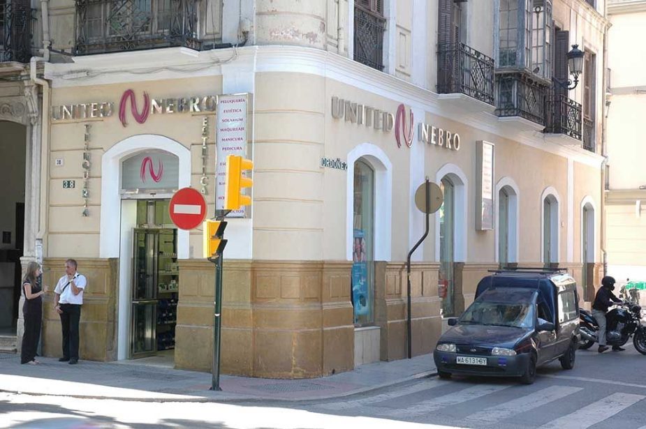 Establecimiento de Grupo Nebro en Alameda Principal.