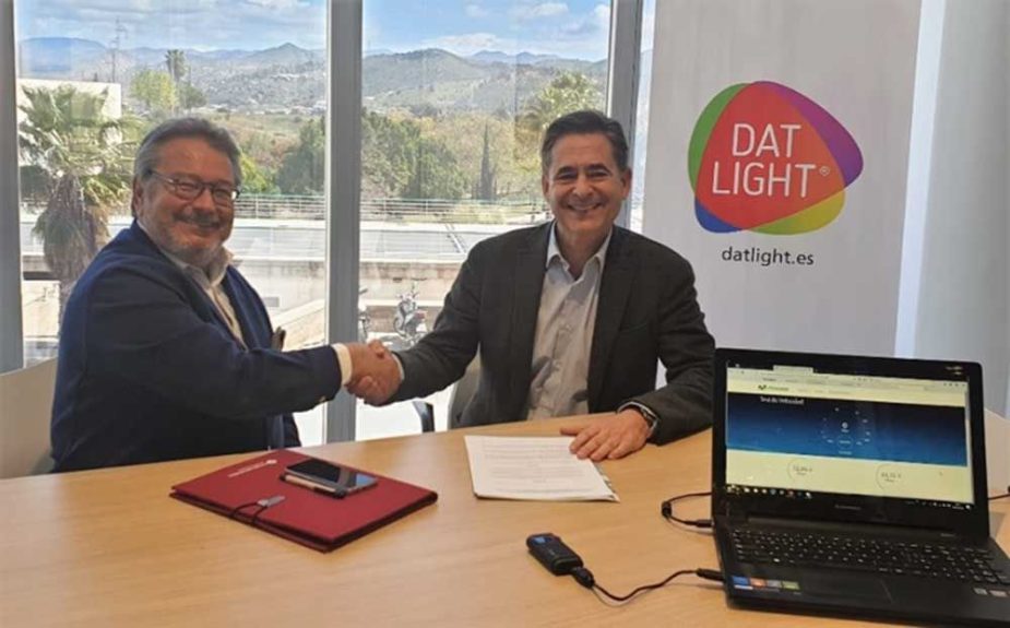 Firma patrocinio Antonio Díaz Criado y Álvaro Simón de Blas