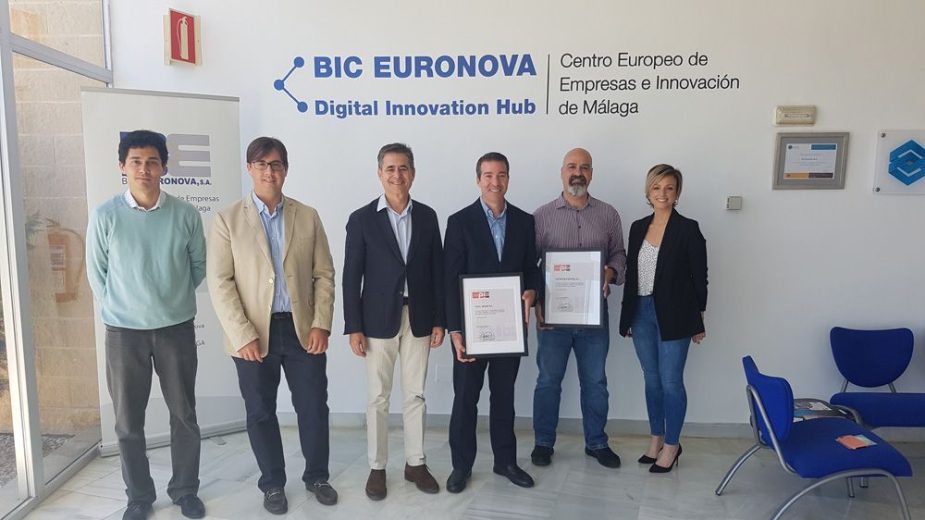 Tupl y Aeorum en BIC Euronova en la entrega del EIBT.
