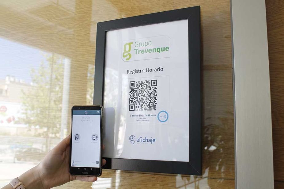 eFichaje, solución desarrollada por Grupo Trevenque para fichar en las empresas.