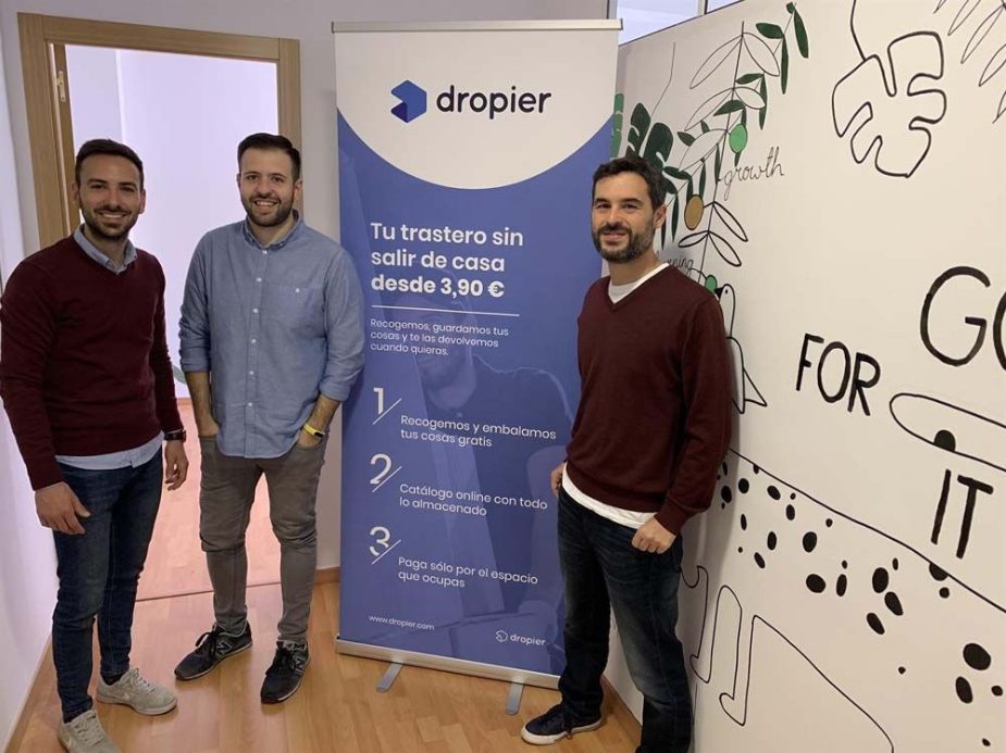 Dropier nació en la sede de Demium en Málaga.