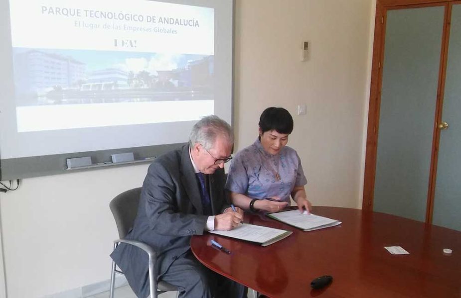 Firma del acuerdo.