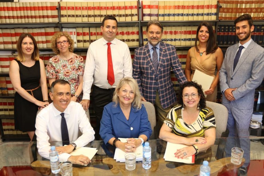 Equipo de Bufete Jurídico Cortés & Martín Almendro
