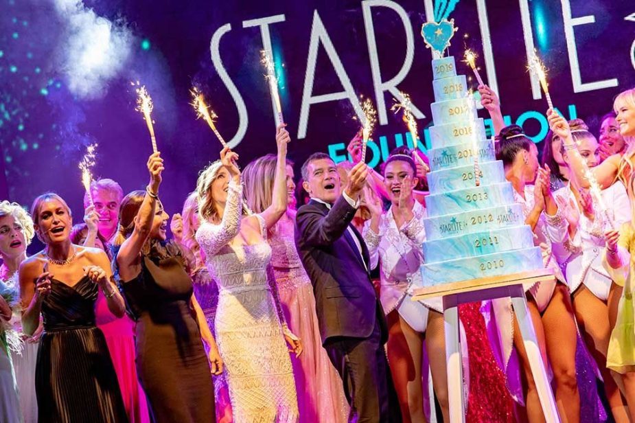 Tarta décimo aniversario Starlite Gala.