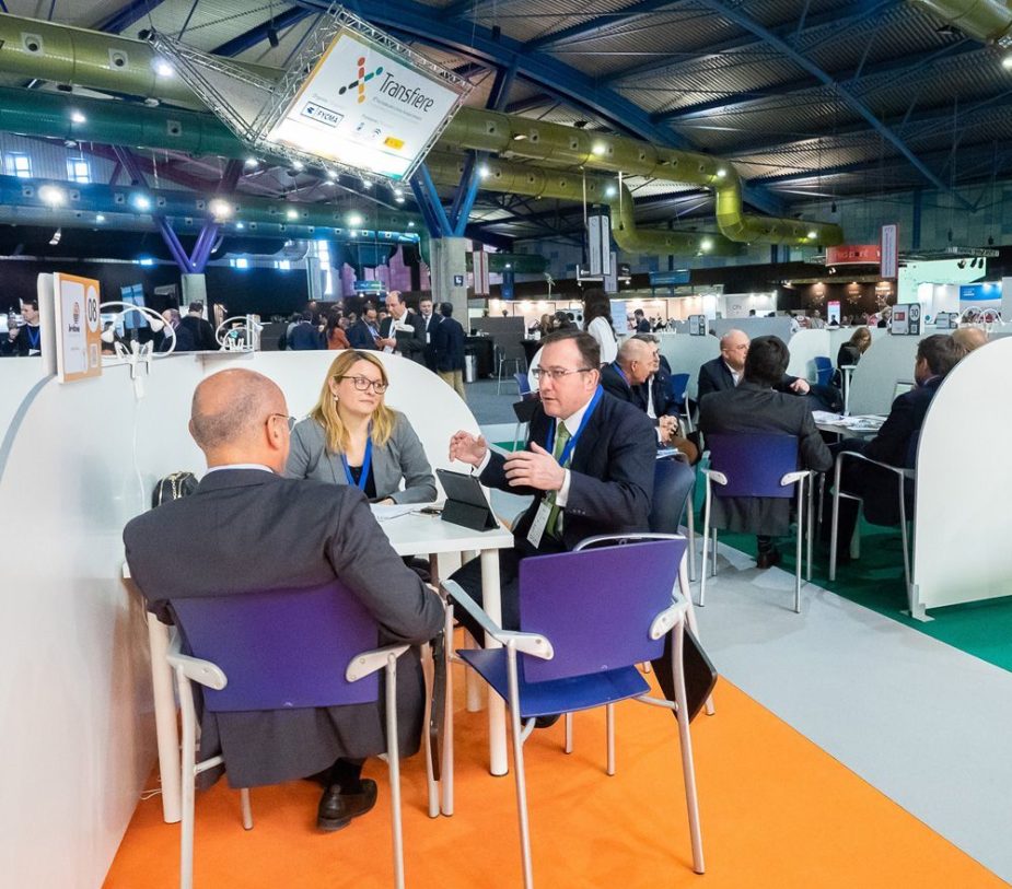 Networking del Foro Transfiere 2019