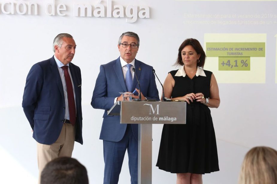 Francisco Salado en la presentación de los datos sobre la Costa del Sol.