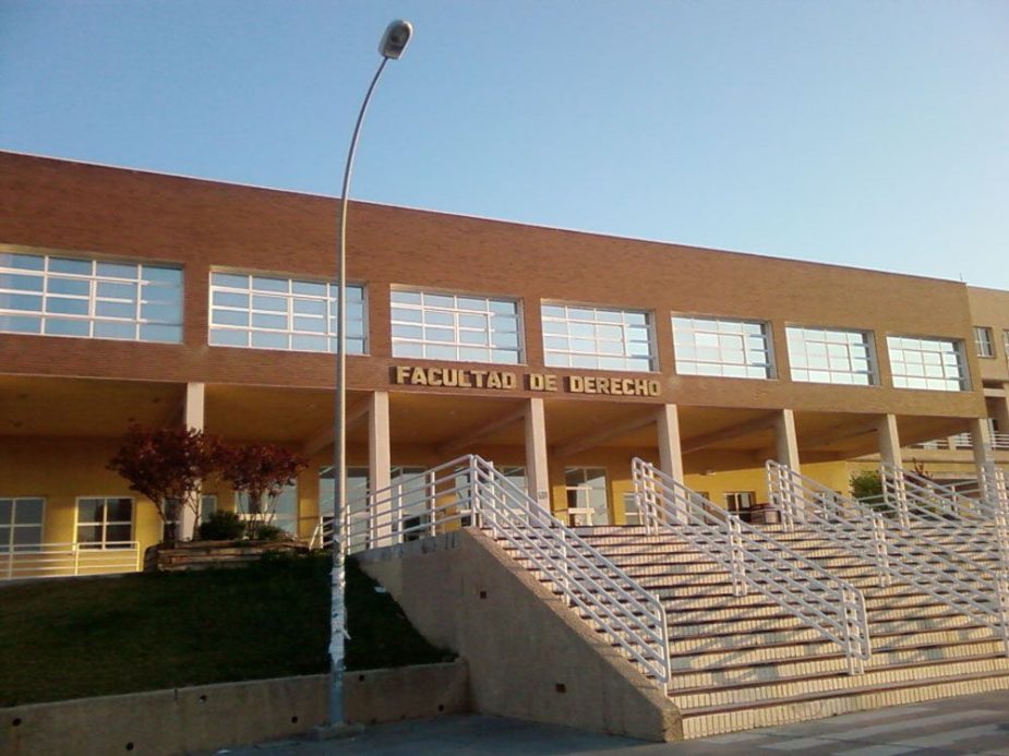 Facultad de Derecho UMA