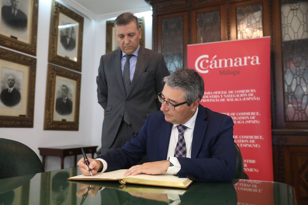 Encuentro entre la Cámara y la Diputación.