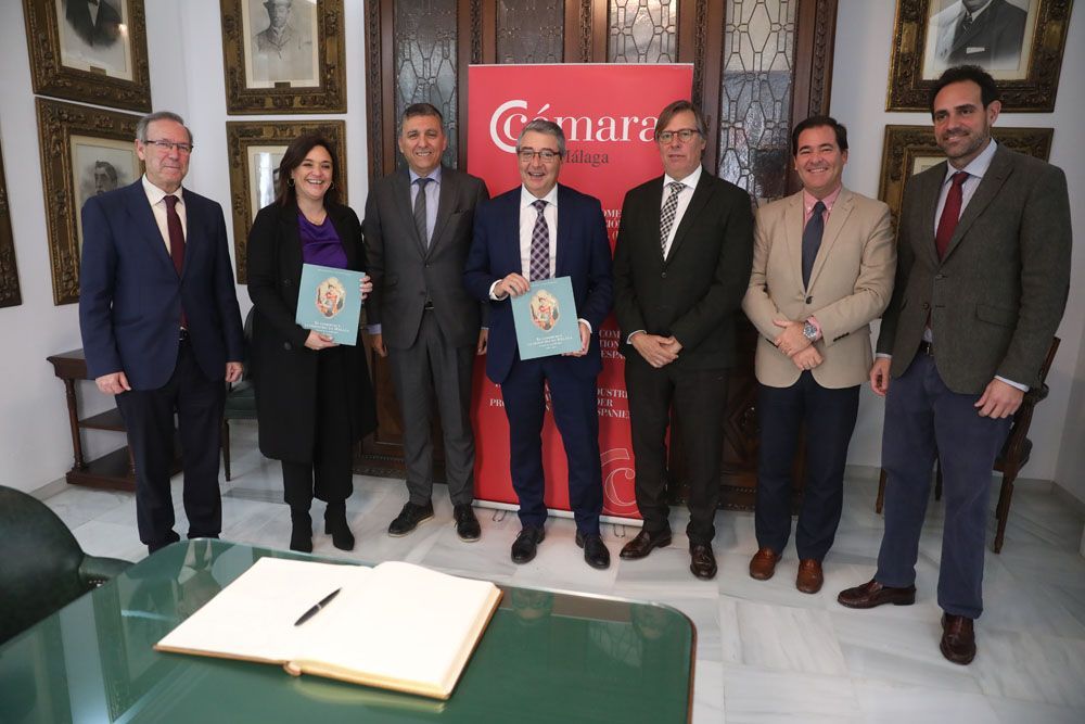 Encuentro entre la Cámara y la Diputación.