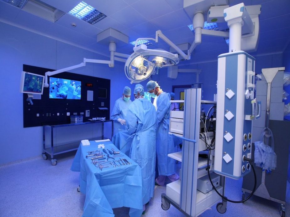 El Hospital Regional de Málaga traslada su servicio de neurocirugía al Hospital Chip.