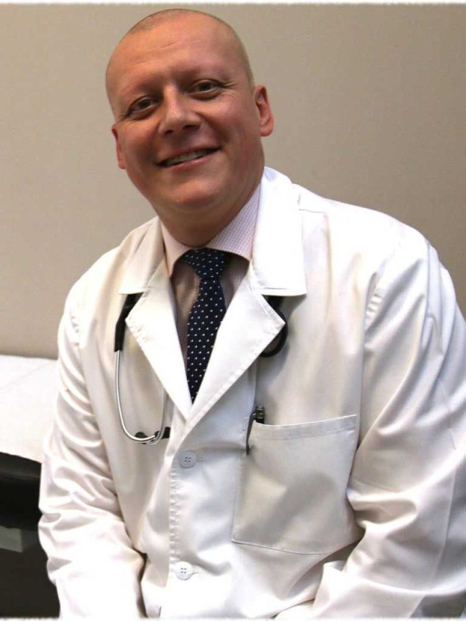 Francisco Miralles, el doctor malagueño que ha desarrollado el chatbot IMPAI