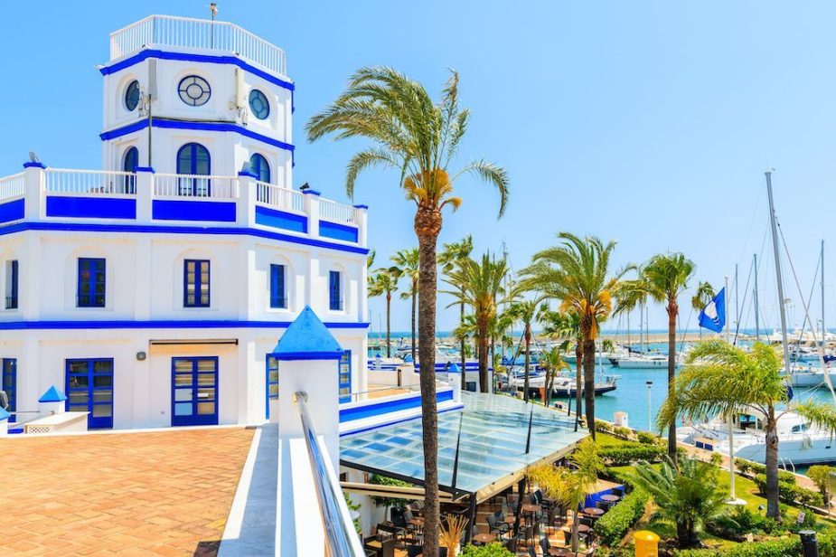 Estepona.