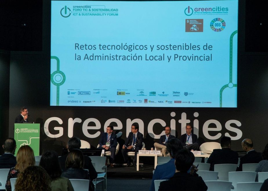 Durante el eventos Greencities.