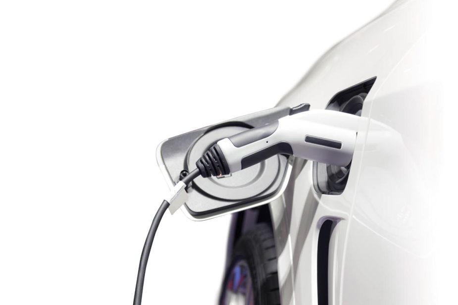 Entre enero y octubre de 2020, las ventas de los coches eléctricos aumentaron un 6,54%