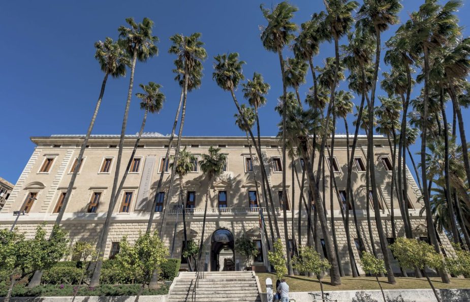 22 datos de Málaga cultura Málaga Vida Económica