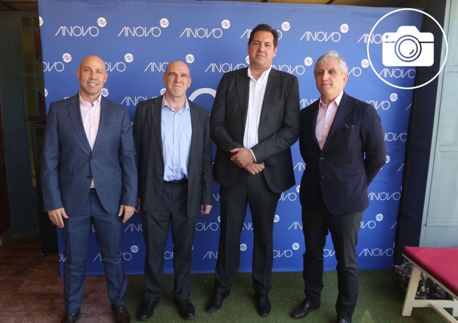 ANOVO 20 años