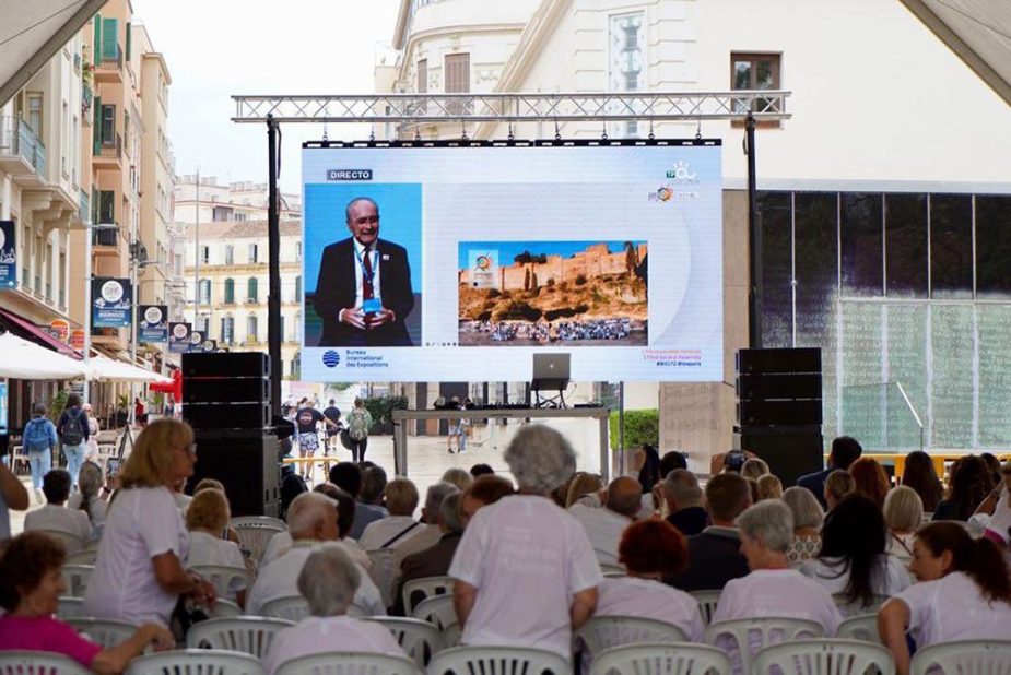 expo2027