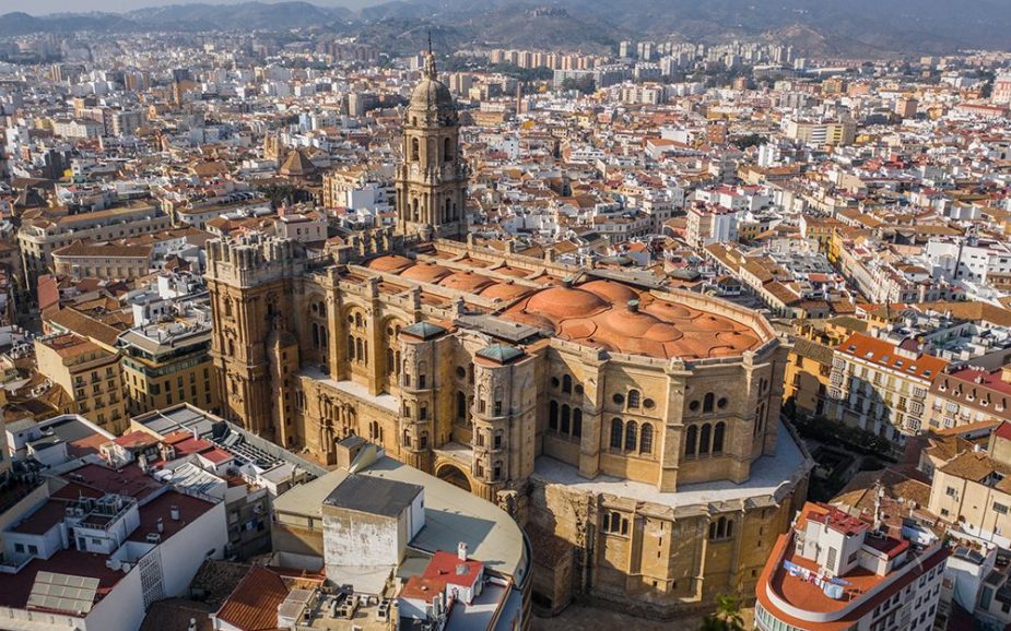 Málaga Open for Business