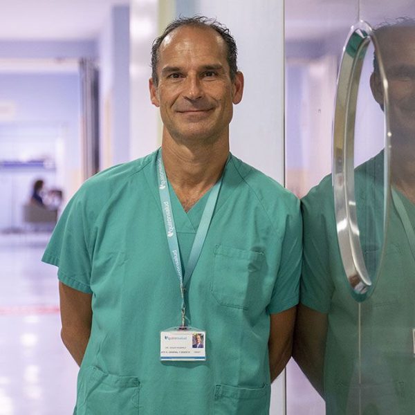doctor César Ramírez Quirónsalud Málaga