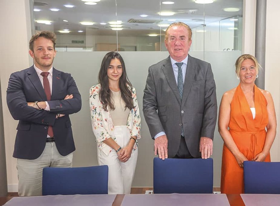 THM Eduardo Molina & Asociados