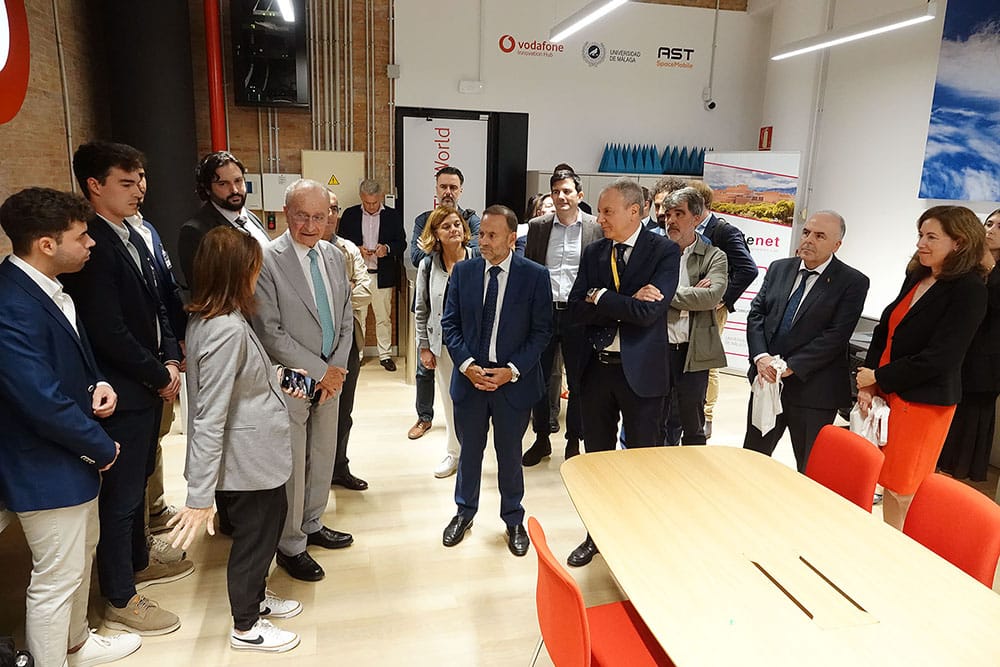Málaga Satellite Center Vodafone UMA AST SpaceMobile