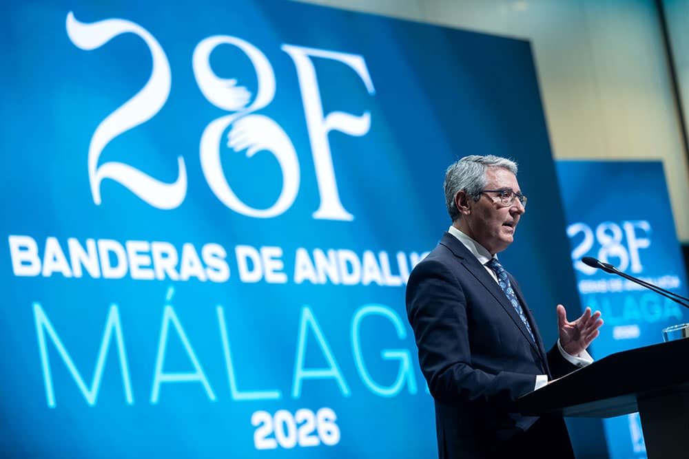Banderas de Andalucía Málaga 2026