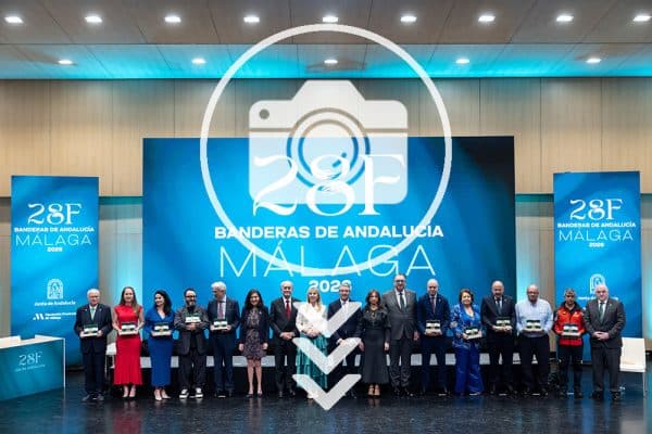 Banderas de Andalucía Málaga 2026