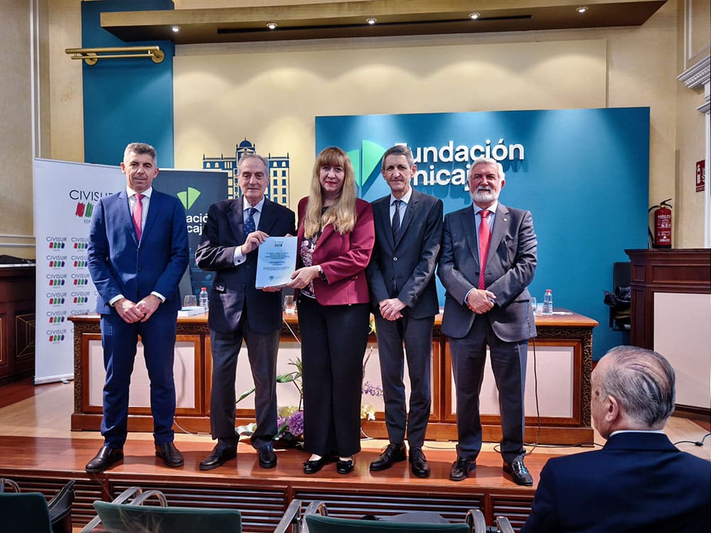 Marina Mejías Premio CIVISUR Alzheimer