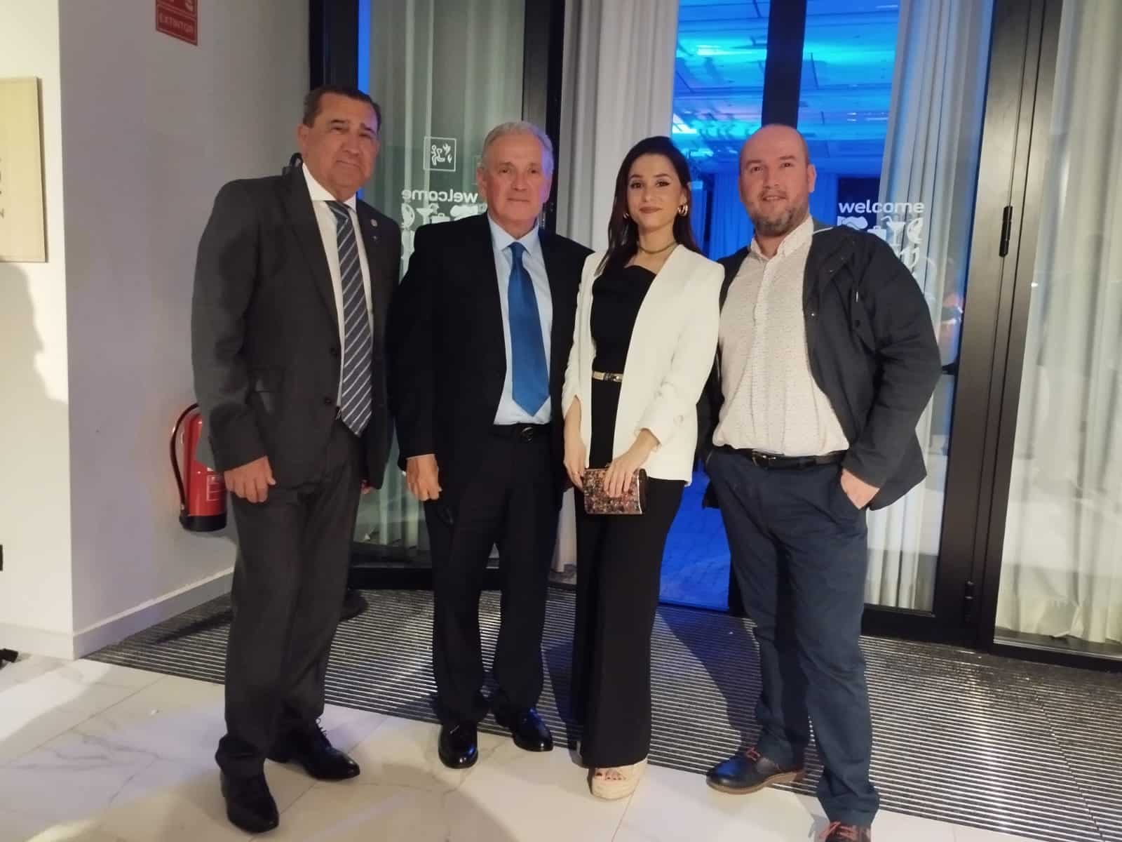 Profesionales de HM Hospitales durante el congreso de cirugía ortopédica.