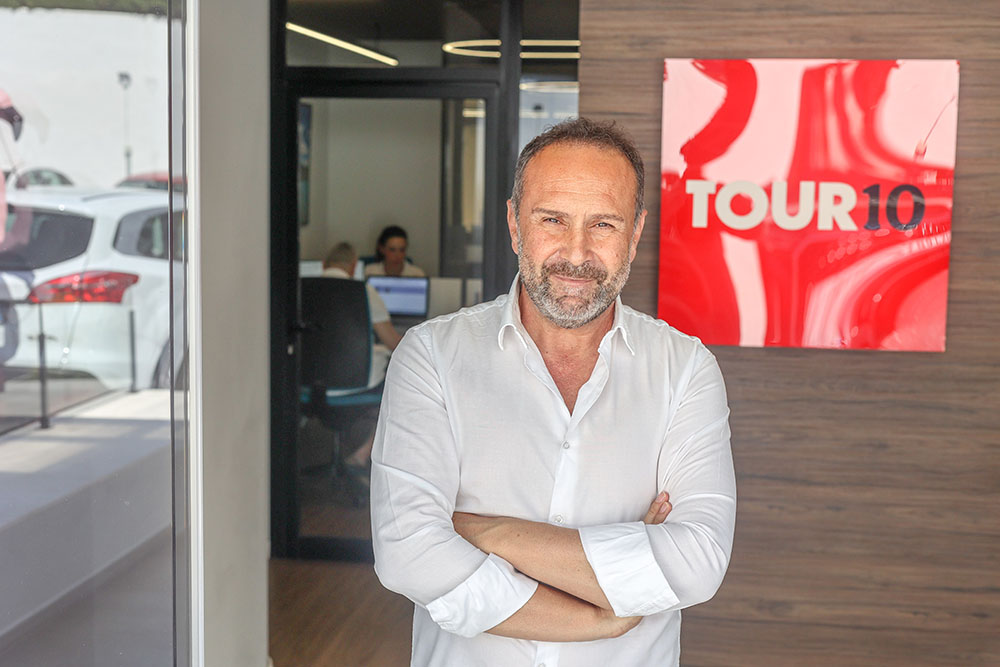 Tour10