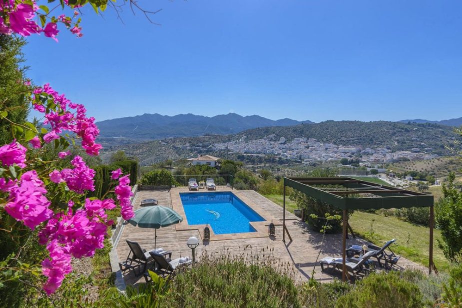 reservas casas rurales Málaga verano 2026