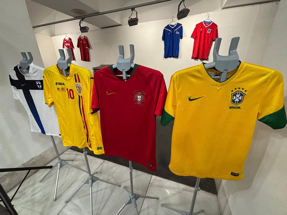 exposición Fútbol por la Paz Málaga