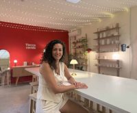 Verónica Núñez en el Taller de Tierra Cocida.
