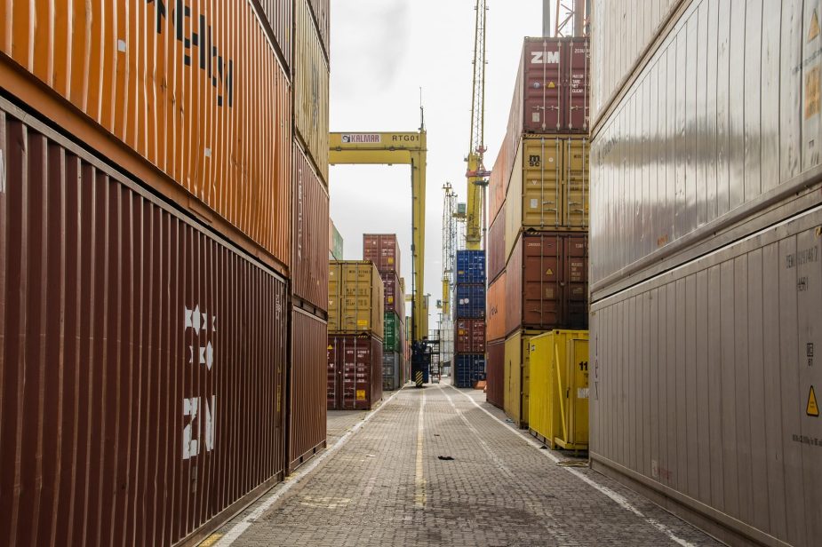 Mercado logístico en Málaga: la necesidad de naves industriales.