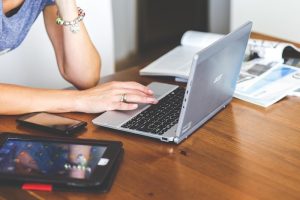 Fomentar vocaciones tecnológicas entre las jóvenes.