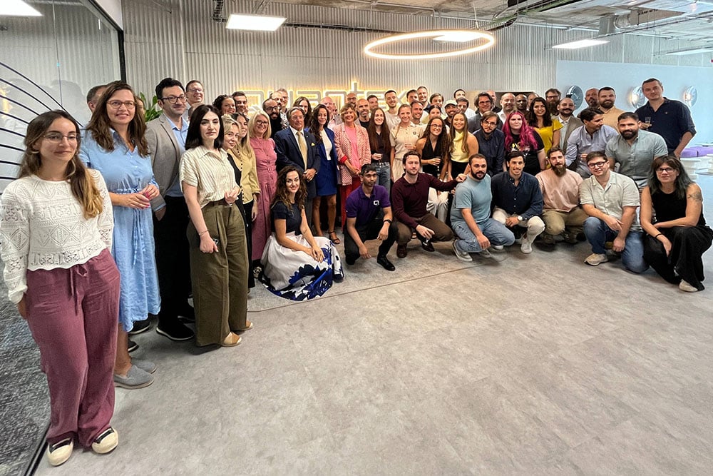 Momento de la inauguración oficial de las instalaciones de Quantexa en Málaga Tech Park.