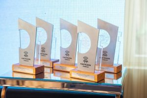 Brisa Festival gana en Tecnología Social por sus recursos de accesibilidad en conciertos, y Requena, formado en la UMA, en Trayectoria Profesional.